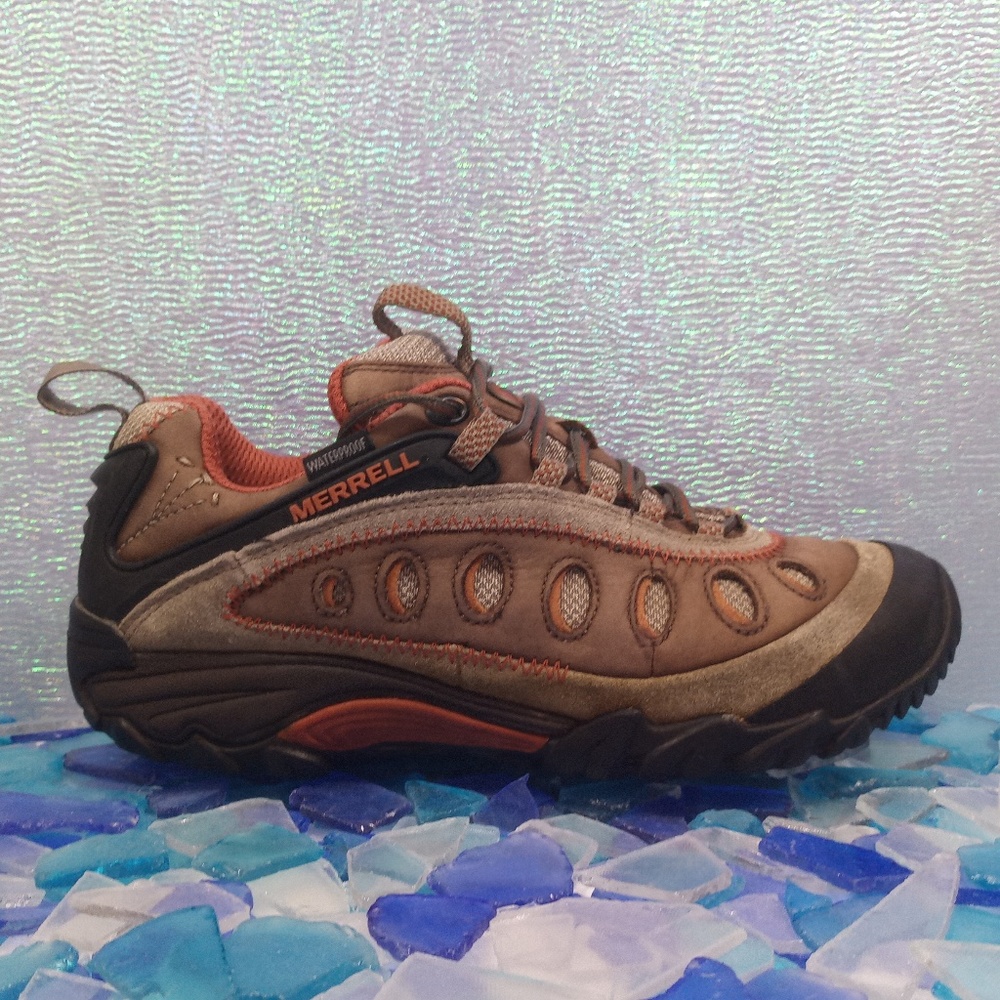 MERRELL waterproof trail shoes (288)
